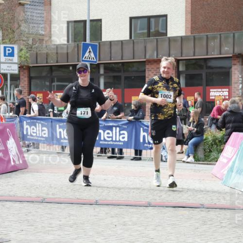 10.05.2026 - 8. Wedeler Halbmarathon Yannick Fuchs http://msf.ph/oto/9726143 10.05.2026 12:08:28 Ziel 171, 328, 1002 meine-sportfotos.de