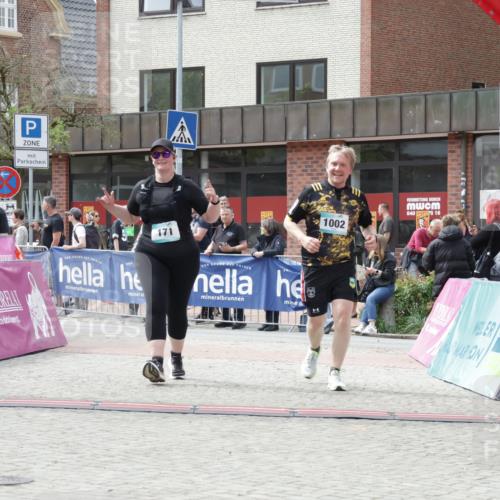 10.05.2026 - 8. Wedeler Halbmarathon Yannick Fuchs http://msf.ph/oto/9726148 10.05.2026 12:08:28 Ziel 171, 328, 1002 meine-sportfotos.de