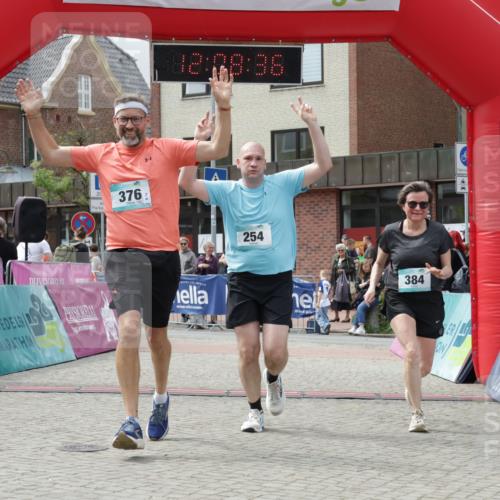 10.05.2026 - 8. Wedeler Halbmarathon Yannick Fuchs http://msf.ph/oto/9726264 10.05.2026 12:08:34 Ziel 171, 254, 376, 384, 1002 meine-sportfotos.de