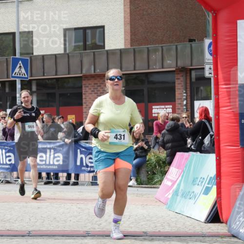 10.05.2026 - 8. Wedeler Halbmarathon Yannick Fuchs http://msf.ph/oto/9726313 10.05.2026 12:08:51 Ziel 431, 969 meine-sportfotos.de