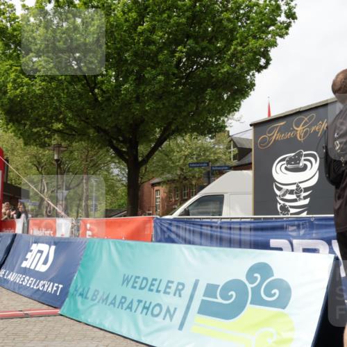 10.05.2026 - 8. Wedeler Halbmarathon Yannick Fuchs http://msf.ph/oto/9726452 10.05.2026 12:08:57 Ziel 309, 431, 969 meine-sportfotos.de