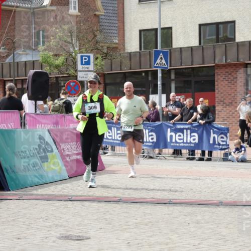 10.05.2026 - 8. Wedeler Halbmarathon Yannick Fuchs http://msf.ph/oto/9726470 10.05.2026 12:08:59 Ziel 309, 969 meine-sportfotos.de