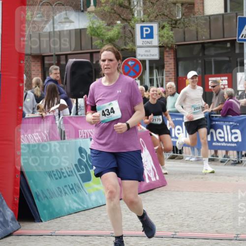 10.05.2026 - 8. Wedeler Halbmarathon Yannick Fuchs http://msf.ph/oto/9726498 10.05.2026 11:39:52 Ziel 434, 585, 844, 1028, 1054, 2011, 2058, 2175 meine-sportfotos.de