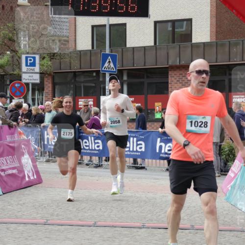 10.05.2026 - 8. Wedeler Halbmarathon Yannick Fuchs http://msf.ph/oto/9726539 10.05.2026 11:39:54 Ziel 434, 585, 844, 1028, 1054, 2058, 2175 meine-sportfotos.de