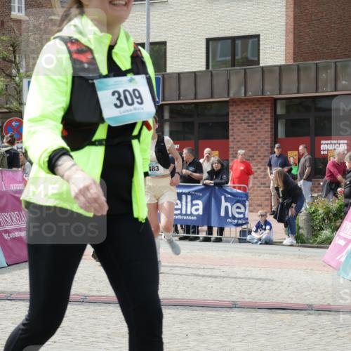 10.05.2026 - 8. Wedeler Halbmarathon Yannick Fuchs http://msf.ph/oto/9726554 10.05.2026 12:09:05 Ziel 132, 255, 309, 483 meine-sportfotos.de
