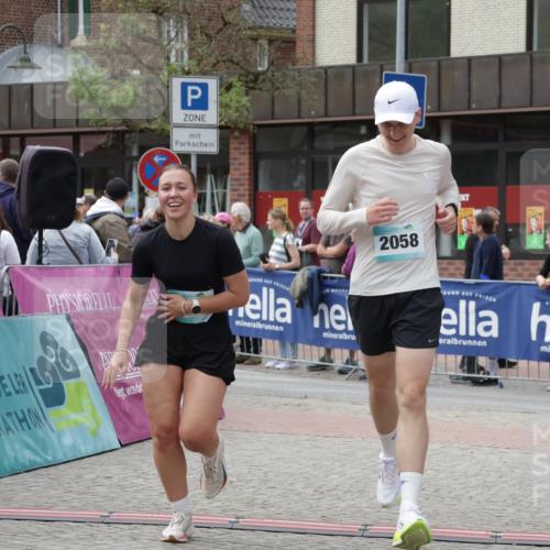 10.05.2026 - 8. Wedeler Halbmarathon Yannick Fuchs http://msf.ph/oto/9726567 10.05.2026 11:39:55 Ziel 434, 1028, 1054, 2058, 2175 meine-sportfotos.de