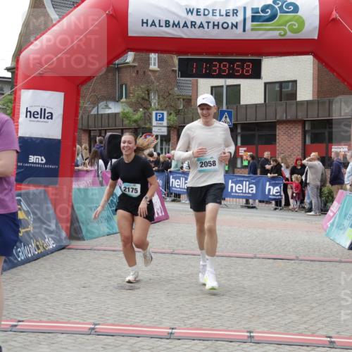 10.05.2026 - 8. Wedeler Halbmarathon Yannick Fuchs http://msf.ph/oto/9726582 10.05.2026 11:39:56 Ziel 217, 434, 864, 1028, 1054, 2058, 2175 meine-sportfotos.de