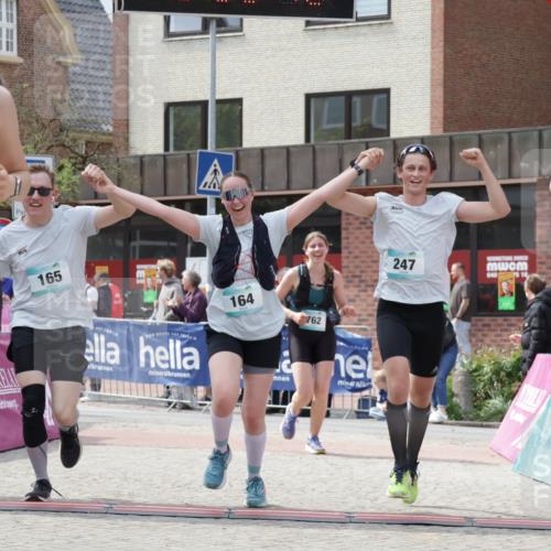 10.05.2026 - 8. Wedeler Halbmarathon Yannick Fuchs http://msf.ph/oto/9726617 10.05.2026 12:09:10 Ziel 132, 164, 165, 247, 255, 483, 762, 1039 meine-sportfotos.de