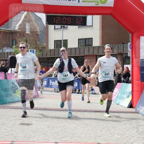 10.05.2026 - 8. Wedeler Halbmarathon Yannick Fuchs http://msf.ph/oto/9726633 10.05.2026 12:09:11 Ziel 132, 164, 165, 247, 255, 483, 762, 1039 meine-sportfotos.de