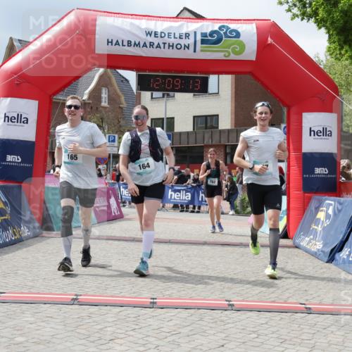 10.05.2026 - 8. Wedeler Halbmarathon Yannick Fuchs http://msf.ph/oto/9726654 10.05.2026 12:09:11 Ziel 132, 164, 165, 247, 255, 483, 762, 1039 meine-sportfotos.de