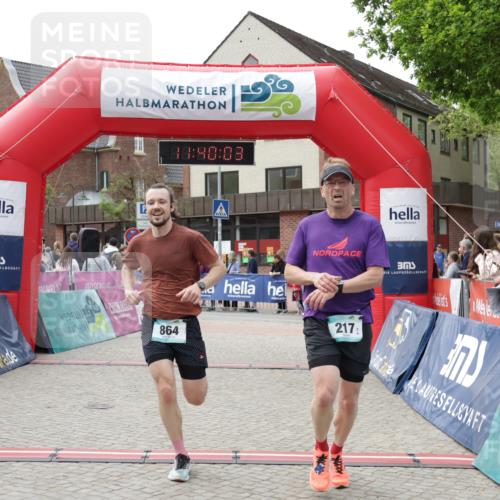 10.05.2026 - 8. Wedeler Halbmarathon Yannick Fuchs http://msf.ph/oto/9726664 10.05.2026 11:40:02 Ziel 217, 864 meine-sportfotos.de