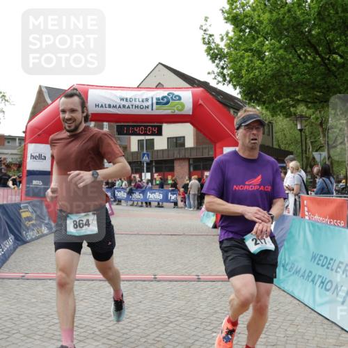 10.05.2026 - 8. Wedeler Halbmarathon Yannick Fuchs http://msf.ph/oto/9726686 10.05.2026 11:40:02 Ziel 217, 864 meine-sportfotos.de
