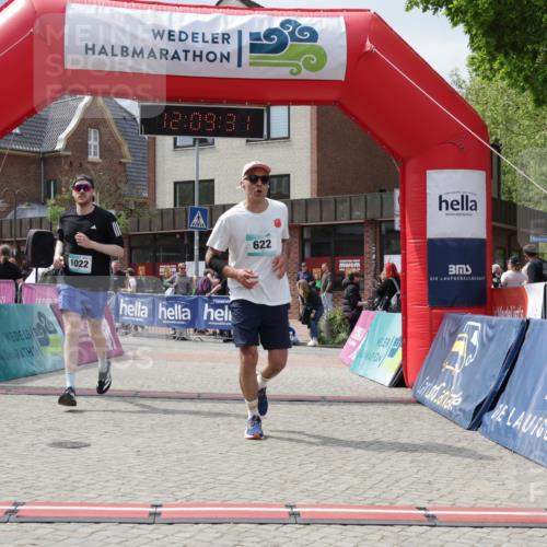 10.05.2026 - 8. Wedeler Halbmarathon Yannick Fuchs http://msf.ph/oto/9726791 10.05.2026 12:09:29 Ziel 622, 1022, 2173 meine-sportfotos.de