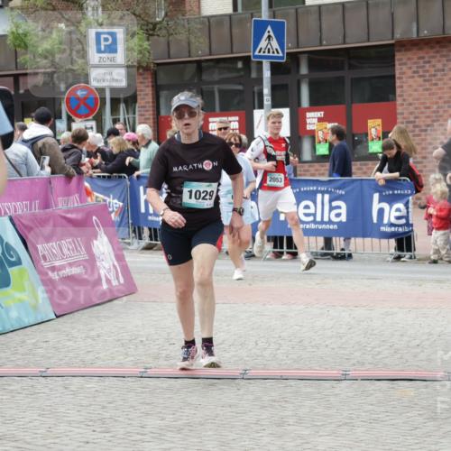 10.05.2026 - 8. Wedeler Halbmarathon Yannick Fuchs http://msf.ph/oto/9726891 10.05.2026 11:40:16 Ziel 275, 628, 697, 817, 1029, 2053 meine-sportfotos.de