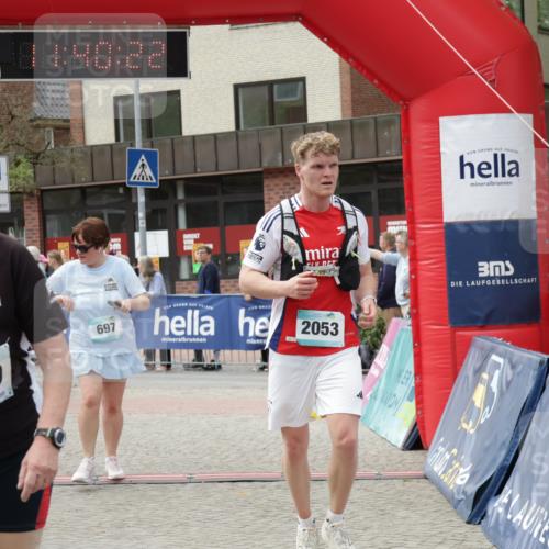10.05.2026 - 8. Wedeler Halbmarathon Yannick Fuchs http://msf.ph/oto/9726936 10.05.2026 11:40:20 Ziel 592, 697, 1029, 2053 meine-sportfotos.de