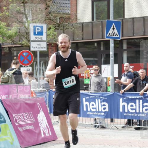 10.05.2026 - 8. Wedeler Halbmarathon Yannick Fuchs http://msf.ph/oto/9726977 10.05.2026 12:10:00 Ziel 208, 2018 meine-sportfotos.de