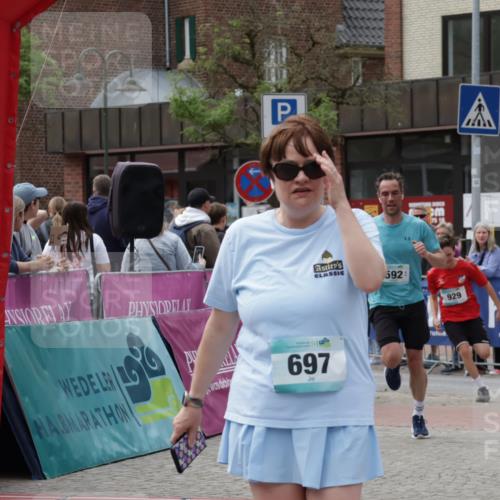 10.05.2026 - 8. Wedeler Halbmarathon Yannick Fuchs http://msf.ph/oto/9726980 10.05.2026 11:40:23 Ziel 592, 593, 697, 929, 932, 2053 meine-sportfotos.de