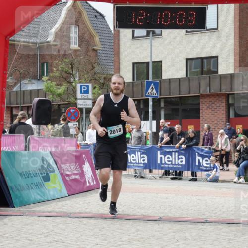 10.05.2026 - 8. Wedeler Halbmarathon Yannick Fuchs http://msf.ph/oto/9727001 10.05.2026 12:10:01 Ziel 2018 meine-sportfotos.de