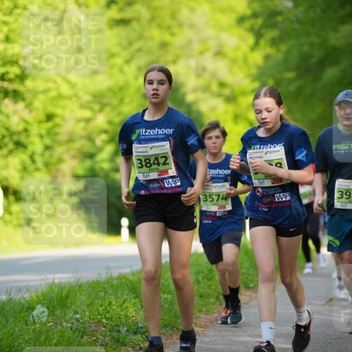 09.05.2026 - Störlauf LAZAROV Photography http://msf.ph/oto/9727021 09.05.2026 17:25:04 Laufen 3842, 3574, 3982, 38 meine-sportfotos.de