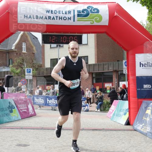 10.05.2026 - 8. Wedeler Halbmarathon Yannick Fuchs http://msf.ph/oto/9727032 10.05.2026 12:10:03 Ziel 2018 meine-sportfotos.de