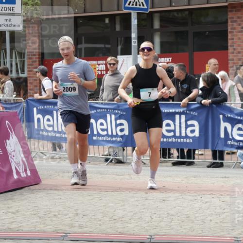 10.05.2026 - 8. Wedeler Halbmarathon Yannick Fuchs http://msf.ph/oto/9727071 10.05.2026 12:10:08 Ziel 7, 2009 meine-sportfotos.de