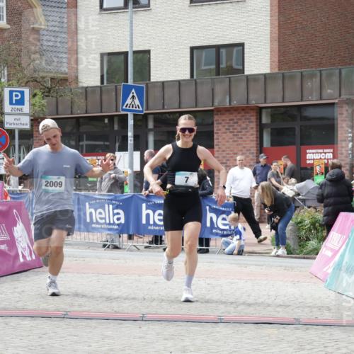 10.05.2026 - 8. Wedeler Halbmarathon Yannick Fuchs http://msf.ph/oto/9727096 10.05.2026 12:10:09 Ziel 7, 2009 meine-sportfotos.de
