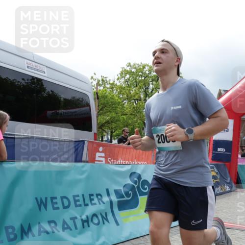 10.05.2026 - 8. Wedeler Halbmarathon Yannick Fuchs http://msf.ph/oto/9727173 10.05.2026 12:10:12 Ziel 7, 2009 meine-sportfotos.de