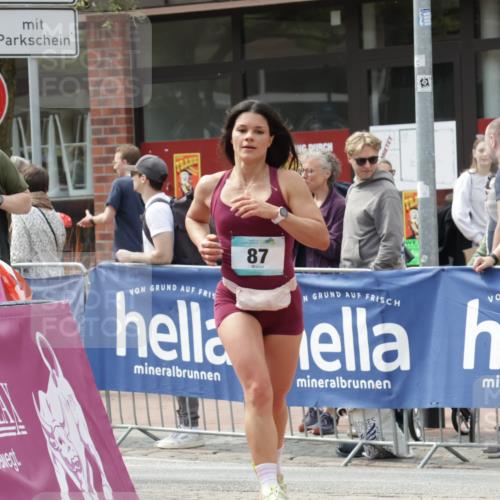 10.05.2026 - 8. Wedeler Halbmarathon Yannick Fuchs http://msf.ph/oto/9727180 10.05.2026 12:10:18 Ziel 87, 505 meine-sportfotos.de