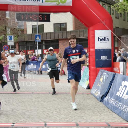 10.05.2026 - 8. Wedeler Halbmarathon Yannick Fuchs http://msf.ph/oto/9727189 10.05.2026 11:40:49 Ziel 340, 591, 639, 738, 957, 1001 meine-sportfotos.de