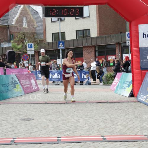 10.05.2026 - 8. Wedeler Halbmarathon Yannick Fuchs http://msf.ph/oto/9727219 10.05.2026 12:10:21 Ziel 79, 87, 183, 505 meine-sportfotos.de