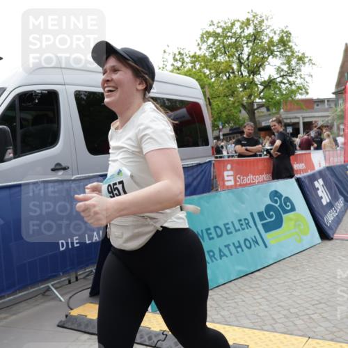 10.05.2026 - 8. Wedeler Halbmarathon Yannick Fuchs http://msf.ph/oto/9727280 10.05.2026 11:40:55 Ziel 591, 957, 968, 1001 meine-sportfotos.de