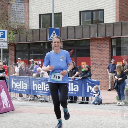 10.05.2026 - 8. Wedeler Halbmarathon Yannick Fuchs http://msf.ph/oto/9727355 10.05.2026 12:10:39 Ziel 516 meine-sportfotos.de