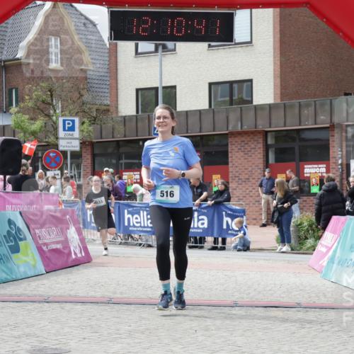 10.05.2026 - 8. Wedeler Halbmarathon Yannick Fuchs http://msf.ph/oto/9727371 10.05.2026 12:10:39 Ziel 516 meine-sportfotos.de