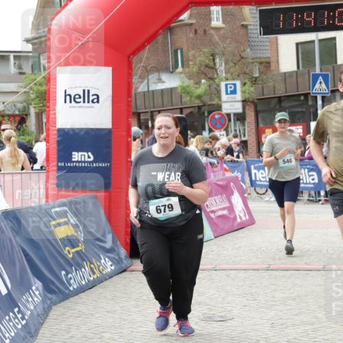 10.05.2026 - 8. Wedeler Halbmarathon Yannick Fuchs http://msf.ph/oto/9727435 10.05.2026 11:41:05 Ziel 540, 679, 893, 1048, 2190 meine-sportfotos.de