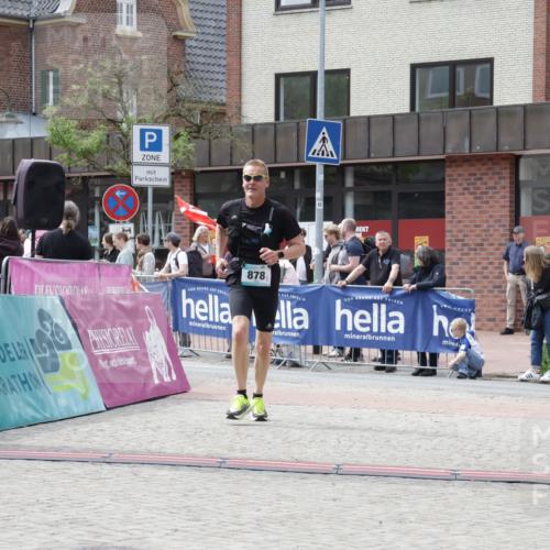 10.05.2026 - 8. Wedeler Halbmarathon Yannick Fuchs http://msf.ph/oto/9727446 10.05.2026 12:10:45 Ziel 516, 878 meine-sportfotos.de