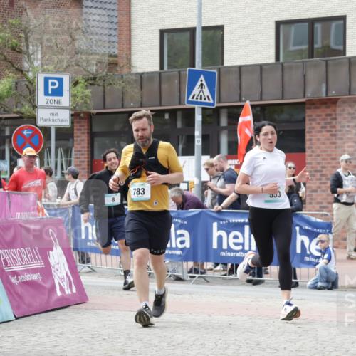 10.05.2026 - 8. Wedeler Halbmarathon Yannick Fuchs http://msf.ph/oto/9727513 10.05.2026 12:10:51 Ziel 8, 553, 692, 783, 878 meine-sportfotos.de