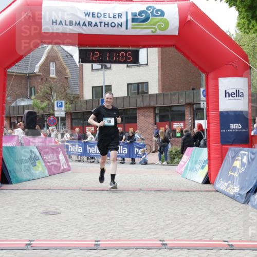 10.05.2026 - 8. Wedeler Halbmarathon Yannick Fuchs http://msf.ph/oto/9727701 10.05.2026 12:11:03 Ziel 48, 200 meine-sportfotos.de