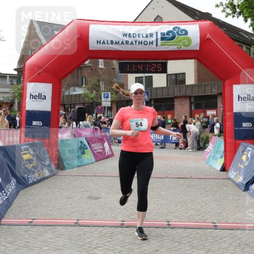 10.05.2026 - 8. Wedeler Halbmarathon Yannick Fuchs http://msf.ph/oto/9727708 10.05.2026 11:41:23 Ziel 54, 153, 868 meine-sportfotos.de