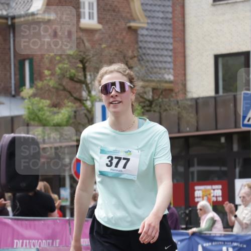 10.05.2026 - 8. Wedeler Halbmarathon Yannick Fuchs http://msf.ph/oto/9727888 10.05.2026 12:12:00 Ziel 149, 377, 429 meine-sportfotos.de