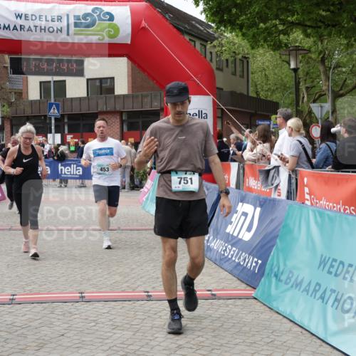 10.05.2026 - 8. Wedeler Halbmarathon Yannick Fuchs http://msf.ph/oto/9727911 10.05.2026 11:41:43 Ziel 248, 453, 751, 812, 923, 2238 meine-sportfotos.de