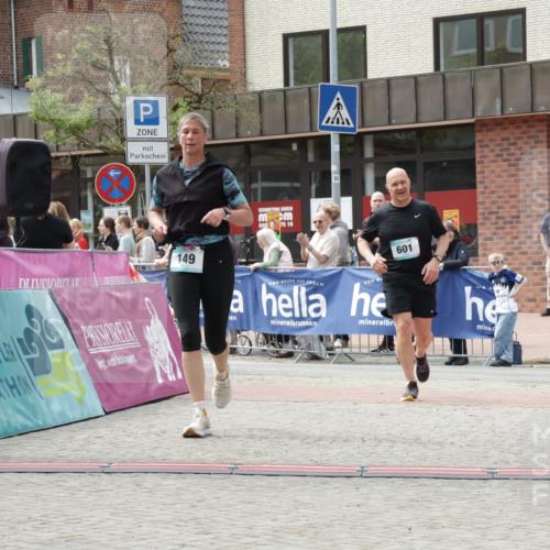 10.05.2026 - 8. Wedeler Halbmarathon Yannick Fuchs http://msf.ph/oto/9727925 10.05.2026 12:12:03 Ziel 149, 377, 429, 545, 601 meine-sportfotos.de