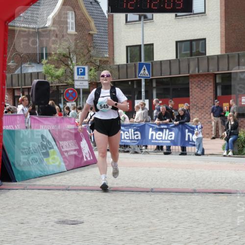10.05.2026 - 8. Wedeler Halbmarathon Yannick Fuchs http://msf.ph/oto/9727959 10.05.2026 12:12:07 Ziel 149, 545, 601 meine-sportfotos.de