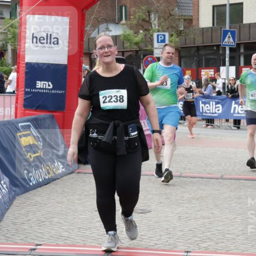 10.05.2026 - 8. Wedeler Halbmarathon Yannick Fuchs http://msf.ph/oto/9727960 10.05.2026 11:41:47 Ziel 108, 223, 248, 453, 923, 924, 2238 meine-sportfotos.de