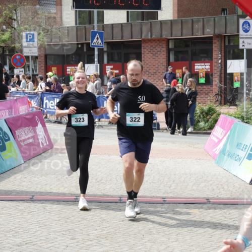 10.05.2026 - 8. Wedeler Halbmarathon Yannick Fuchs http://msf.ph/oto/9728040 10.05.2026 12:12:20 Ziel 322, 323, 667 meine-sportfotos.de