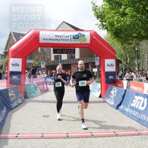 10.05.2026 - 8. Wedeler Halbmarathon Yannick Fuchs http://msf.ph/oto/9728069 10.05.2026 12:12:21 Ziel 322, 323, 667 meine-sportfotos.de