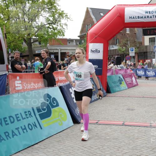 10.05.2026 - 8. Wedeler Halbmarathon Yannick Fuchs http://msf.ph/oto/9728086 10.05.2026 11:41:57 Ziel  meine-sportfotos.de