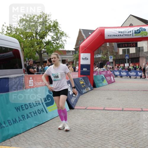 10.05.2026 - 8. Wedeler Halbmarathon Yannick Fuchs http://msf.ph/oto/9728103 10.05.2026 11:41:58 Ziel  meine-sportfotos.de