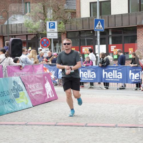 10.05.2026 - 8. Wedeler Halbmarathon Yannick Fuchs http://msf.ph/oto/9728127 10.05.2026 11:42:06 Ziel 53 meine-sportfotos.de