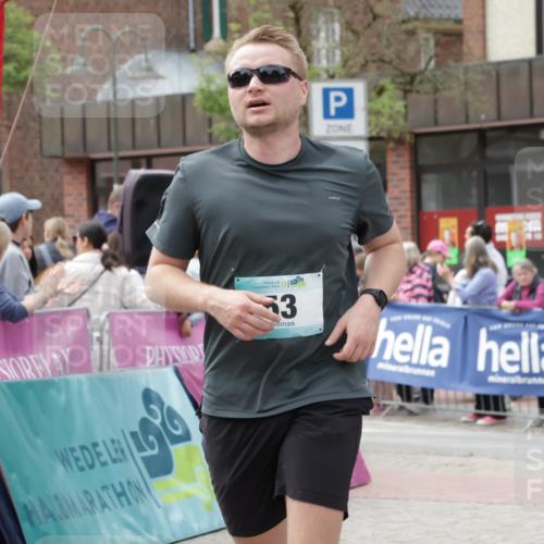 10.05.2026 - 8. Wedeler Halbmarathon Yannick Fuchs http://msf.ph/oto/9728155 10.05.2026 11:42:07 Ziel 53 meine-sportfotos.de
