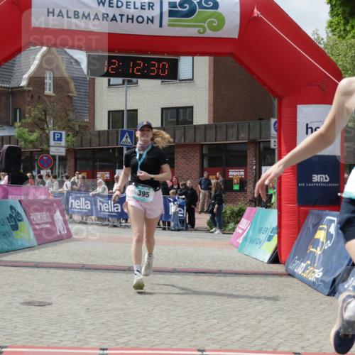 10.05.2026 - 8. Wedeler Halbmarathon Yannick Fuchs http://msf.ph/oto/9728184 10.05.2026 12:12:28 Ziel 372 meine-sportfotos.de